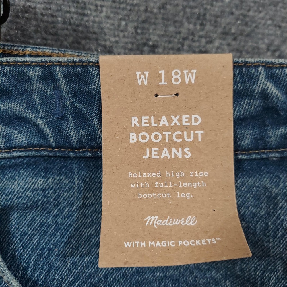 NEW Madewell Relaxed Bootcut Jeans Womens 18W Plus Blue High Rise Stretch 42x30 - Picture 3 of 11